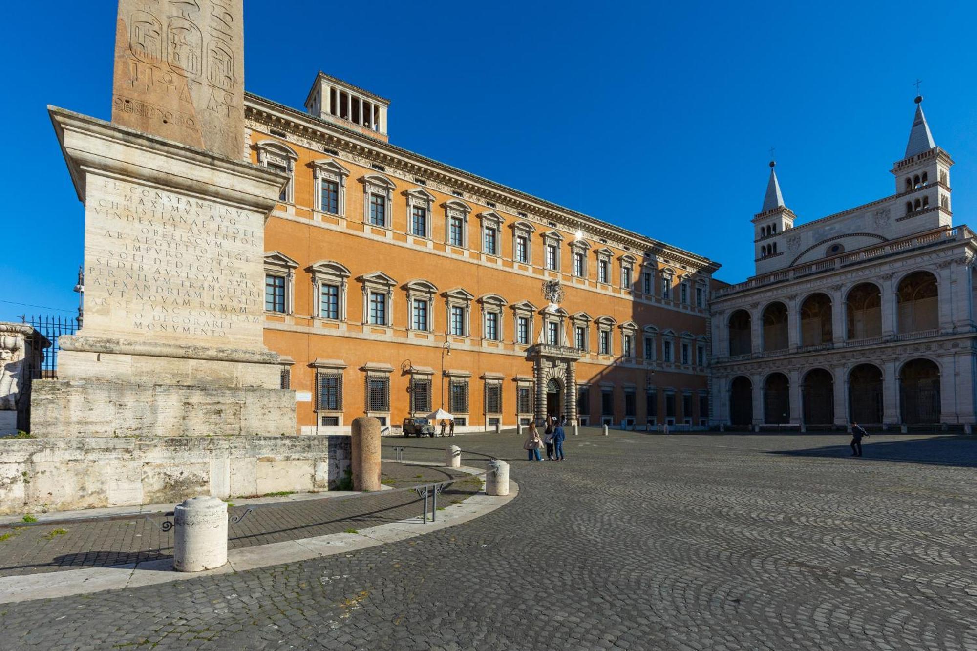 Roma E Il Pittore Bagian luar foto