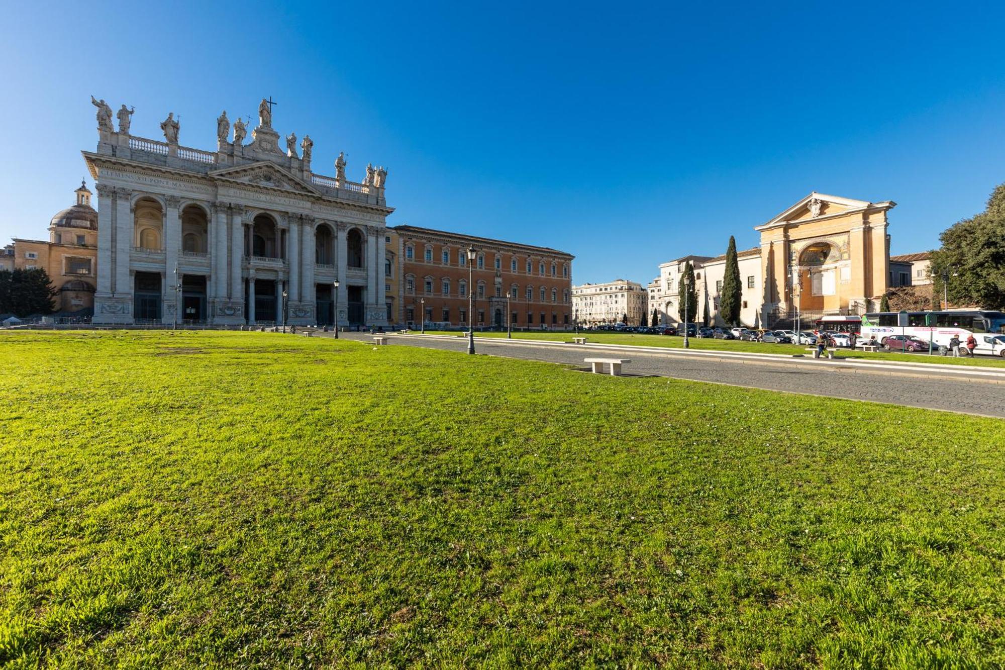 Roma E Il Pittore Bagian luar foto