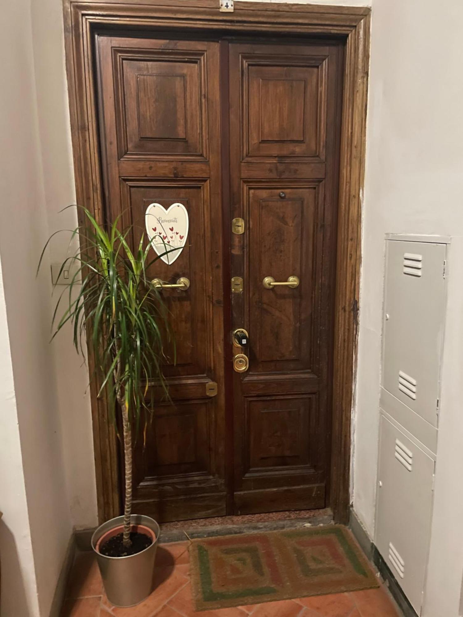 Roma E Il Pittore Bagian luar foto