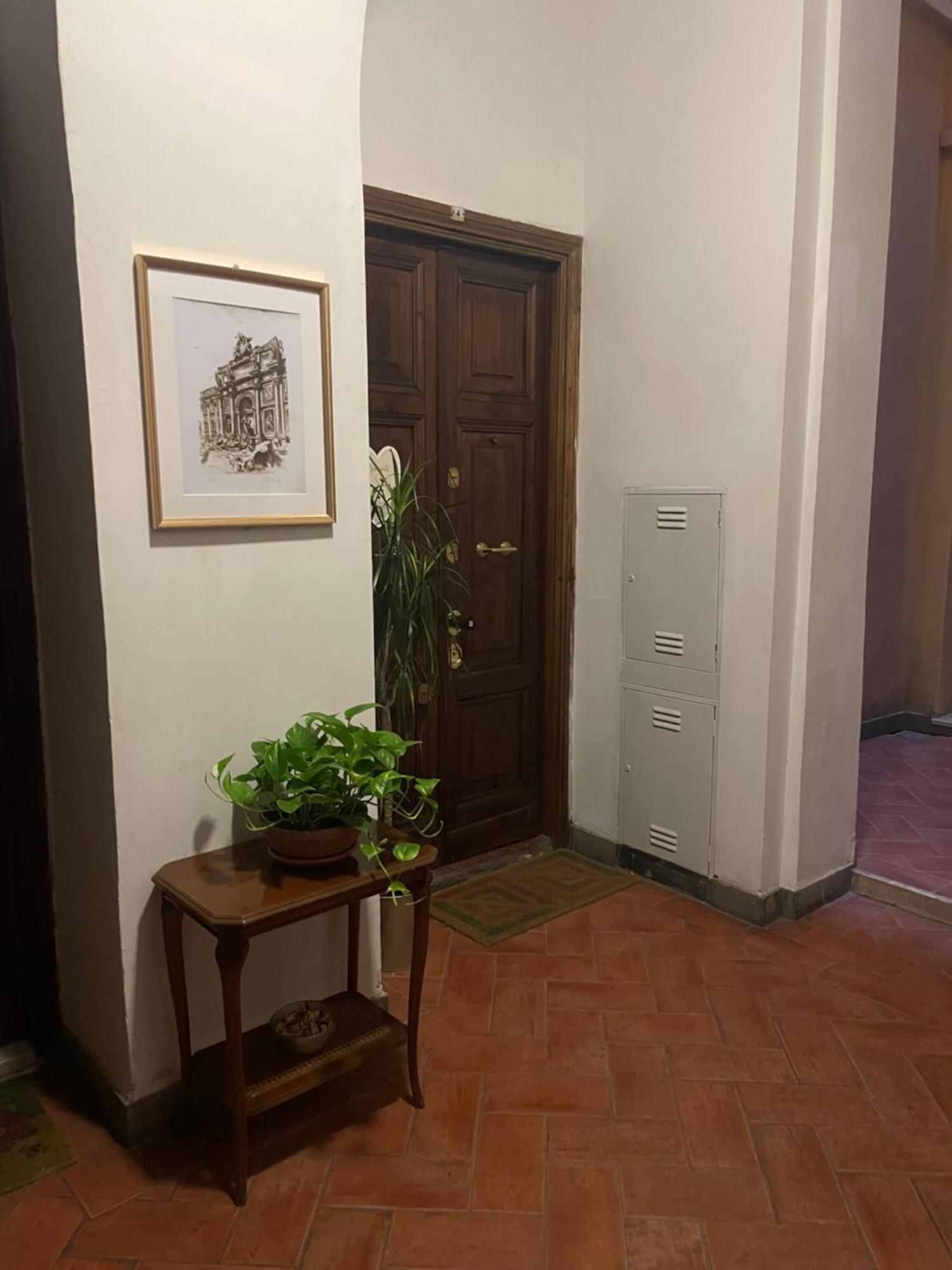 Roma E Il Pittore Bagian luar foto